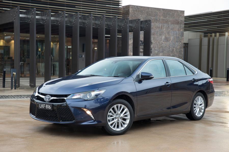  Toyota Camry Atara SL 2015 года  (фото 10 из 22)
